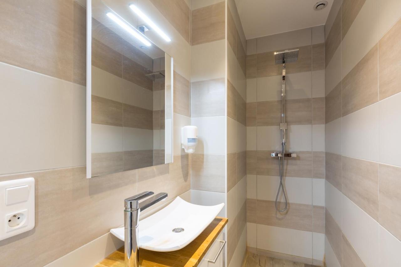 1Stays Apartments - Marlot แร็งส์ ภายนอก รูปภาพ